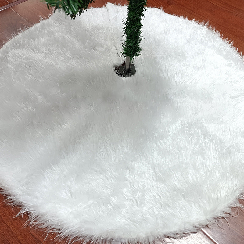 Fluffy White Christmas Tree Skirt for a Snowy Display