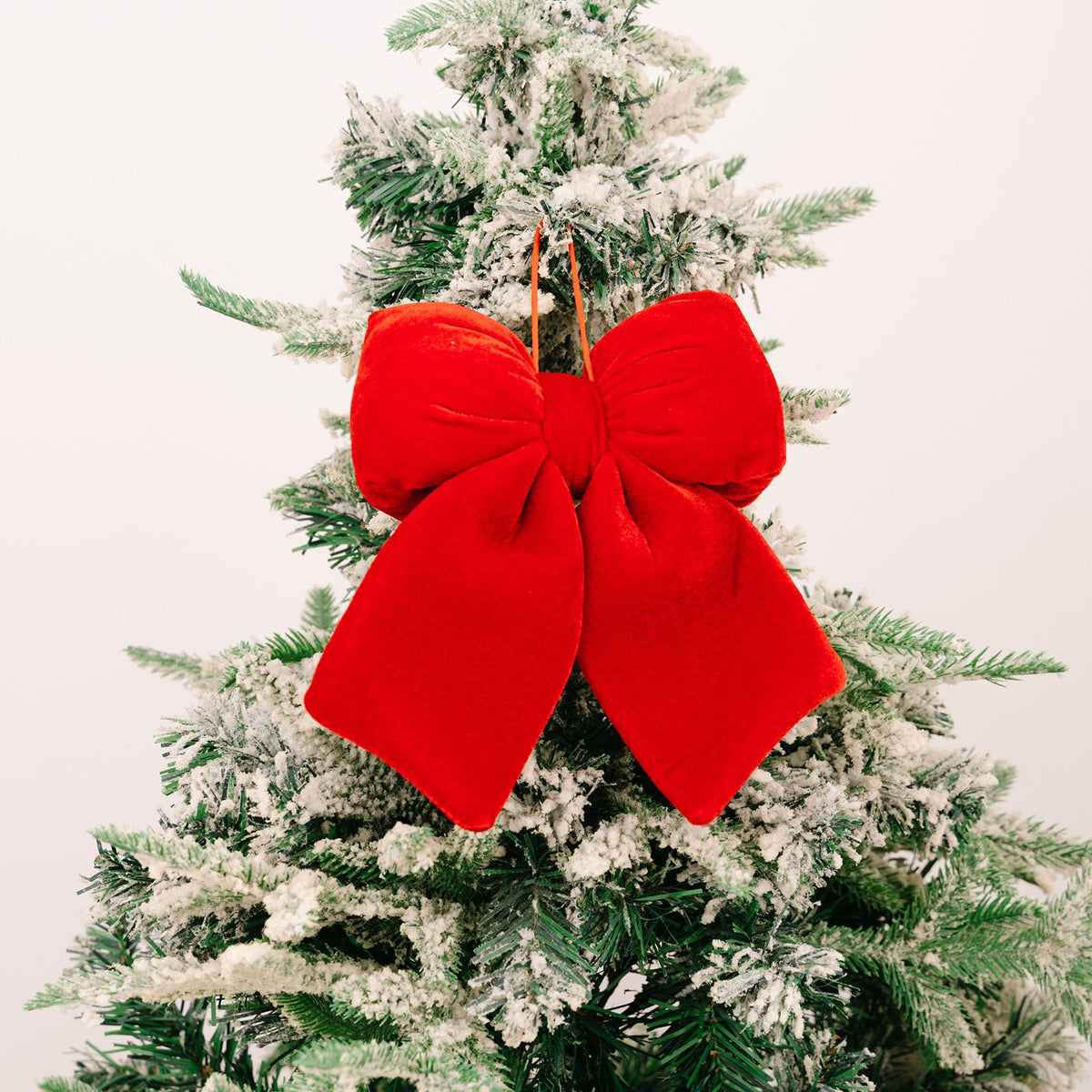 Velvet Christmas Bow Ornament for Elegant Holiday Decor