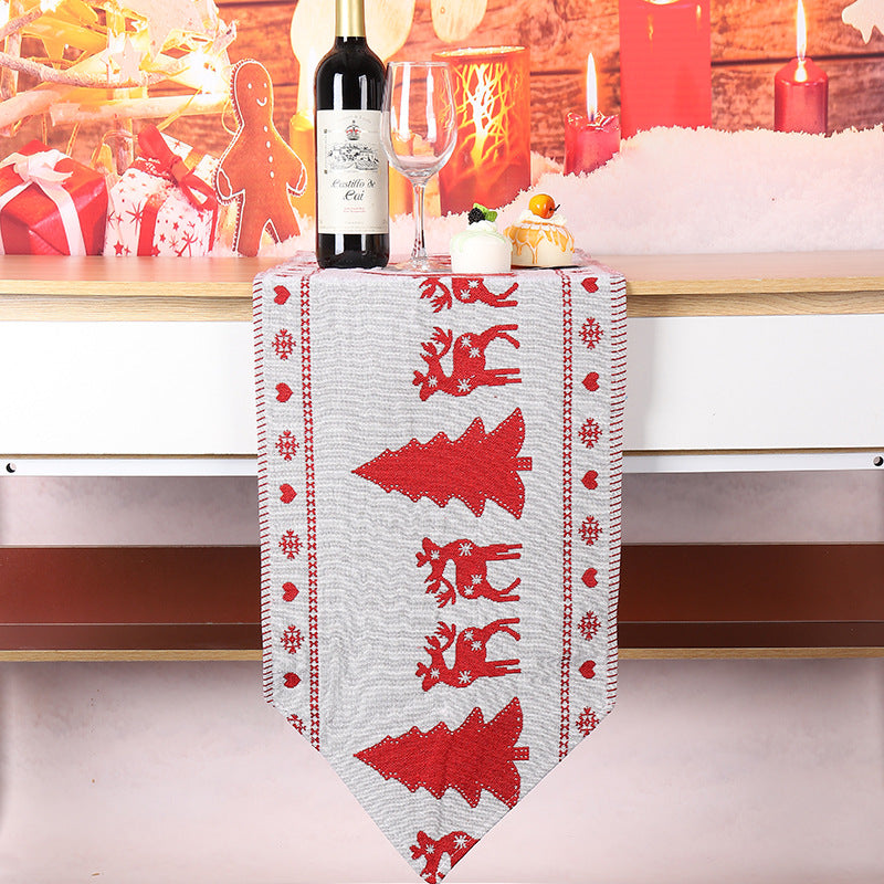 Christmas Table Runner: Festive Checkered Table Decor