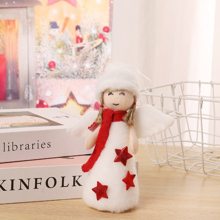 Christmas Tree Ornaments: Cozy Character Pendants