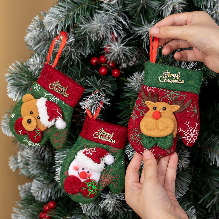 Mini Christmas Stocking Ornaments for Cozy Displays