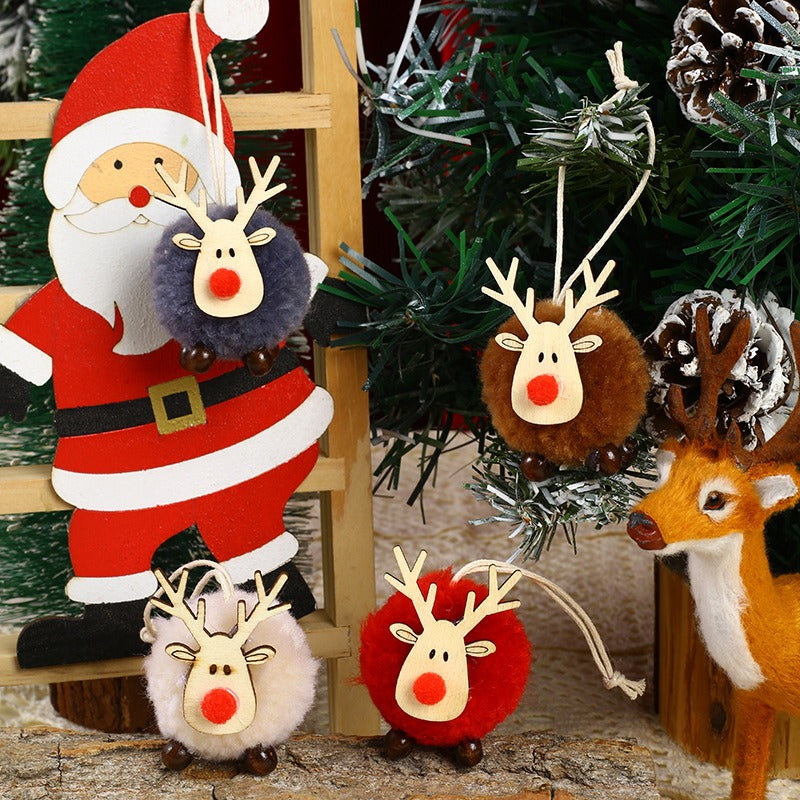 Wool Felt Reindeer Christmas Ornament for Cozy Trees