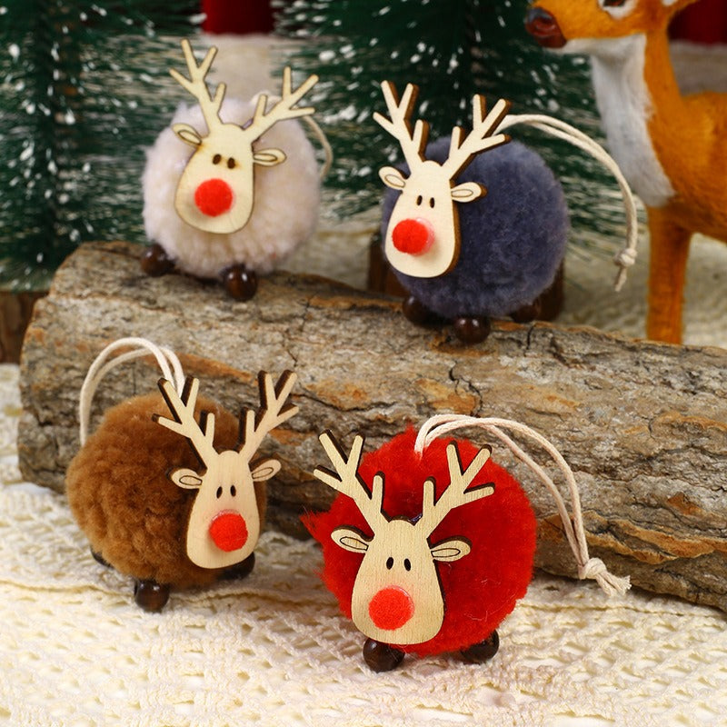 Wool Felt Reindeer Christmas Ornament for Cozy Trees