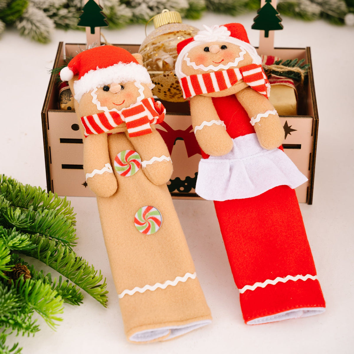 Christmas Gingerbread Handle Covers | 2-Piece Set