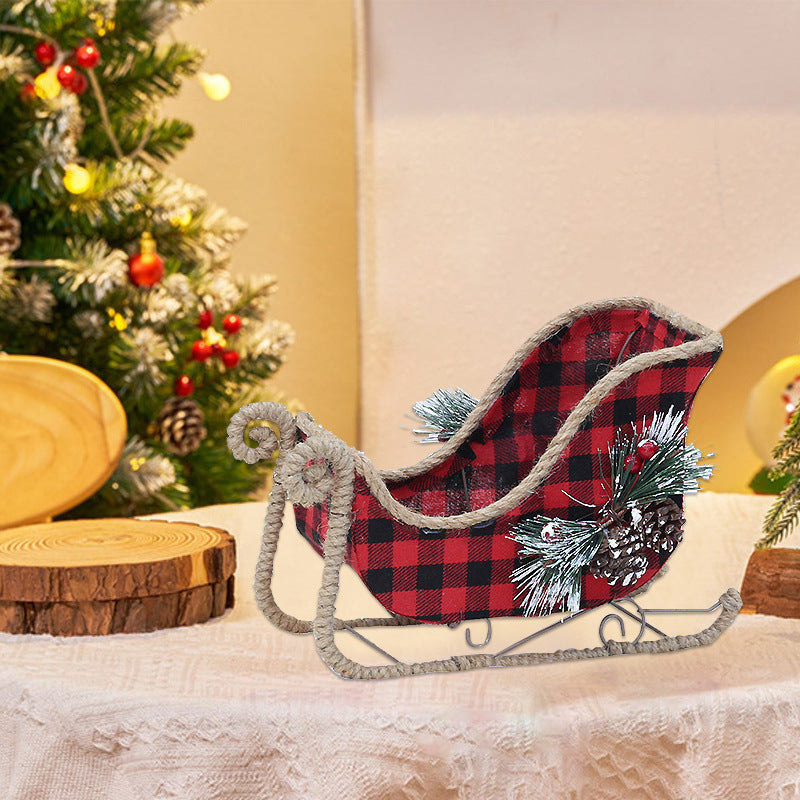 Rustic Christmas Sleigh Decor for Cozy Holiday Displays
