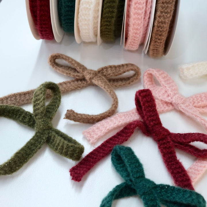 Knitted Yarn Ribbon for Cozy Christmas Gift Wrapping