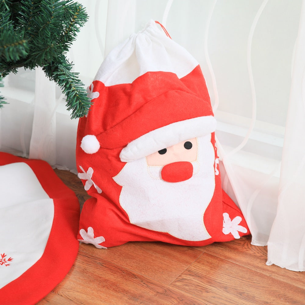 Christmas Gift Bags: Reusable Festive Character Decor
