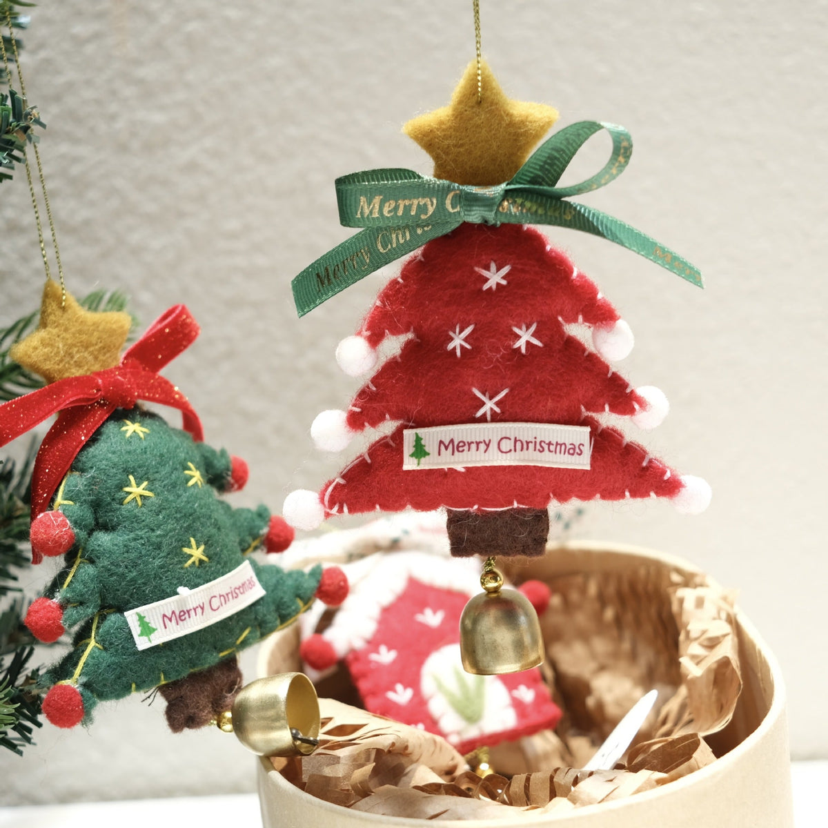 Handmade Christmas Tree Ornaments for Warm Holiday Cheer