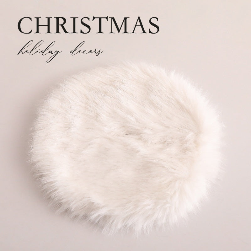 Plush Christmas Tree Skirt for Cozy Holiday Decor