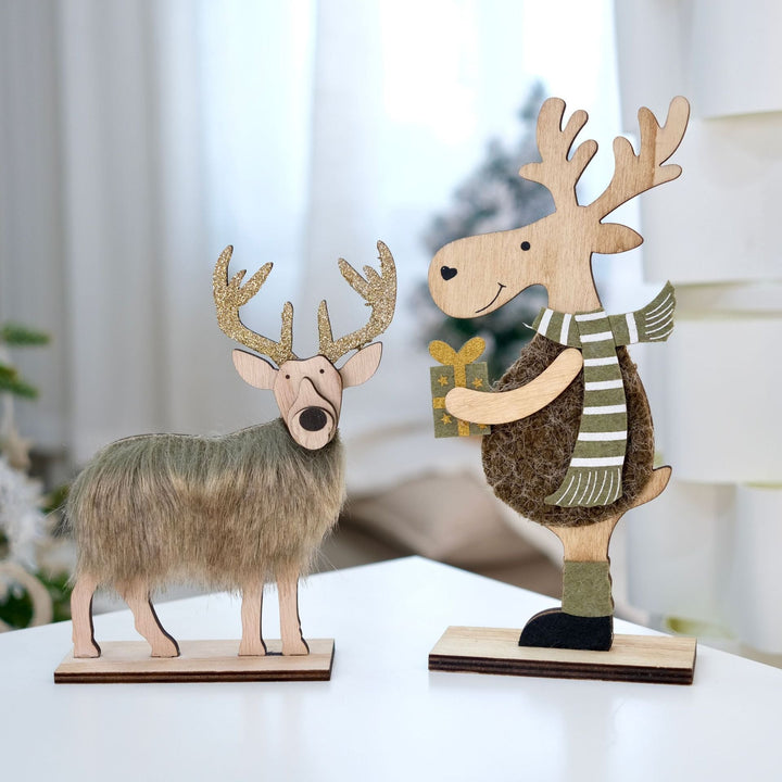 Christmas Wooden Reindeer Decor for Cozy Tabletops