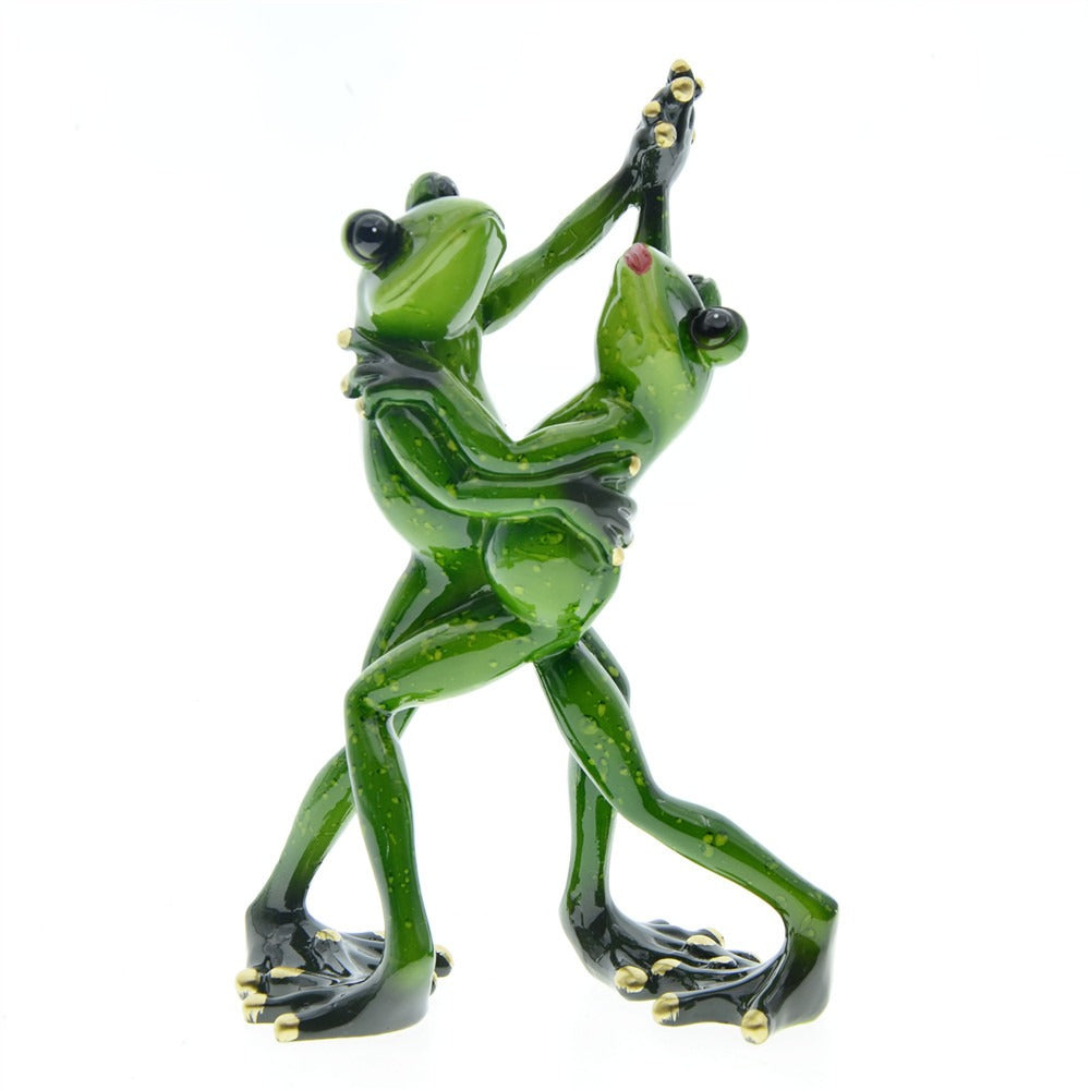 Frog Couple Sculpture for Whimsical Home Decor Gift
