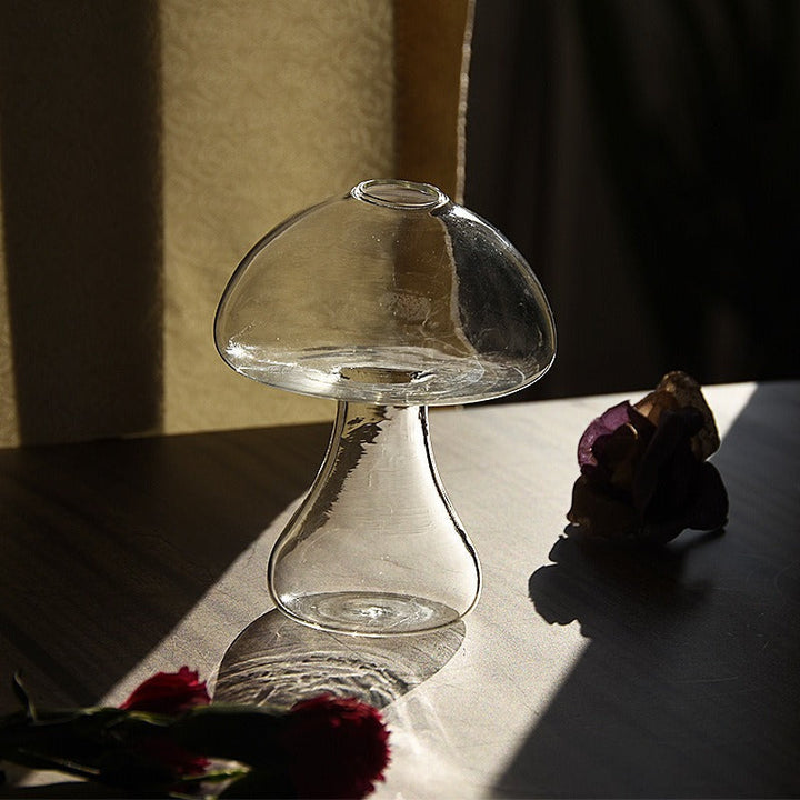 Mushroom Glass Vase for Small Flowers and Aquatic Plants