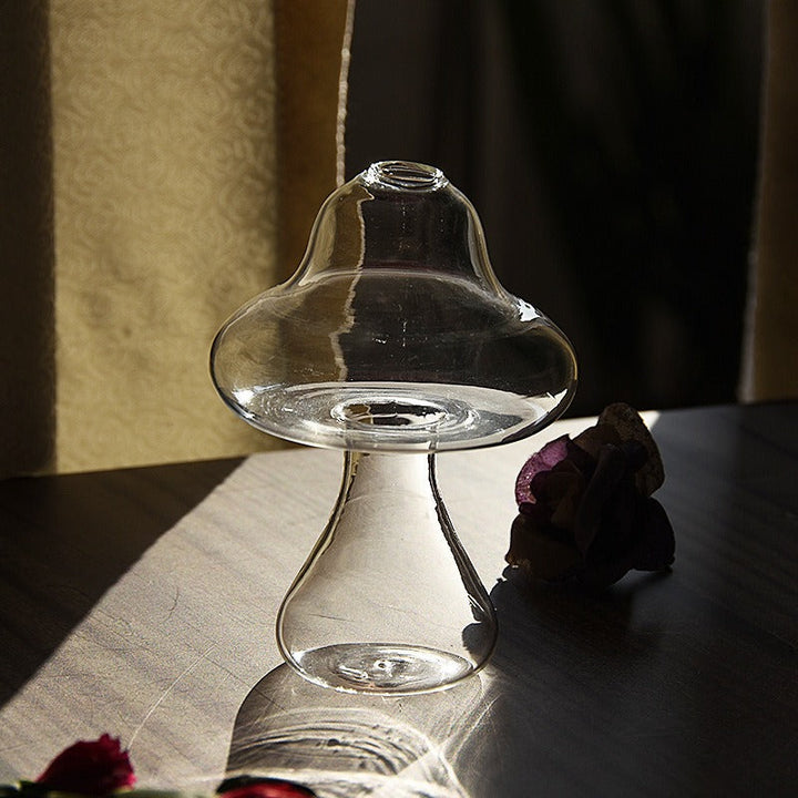 Mushroom Glass Vase for Small Flowers and Aquatic Plants