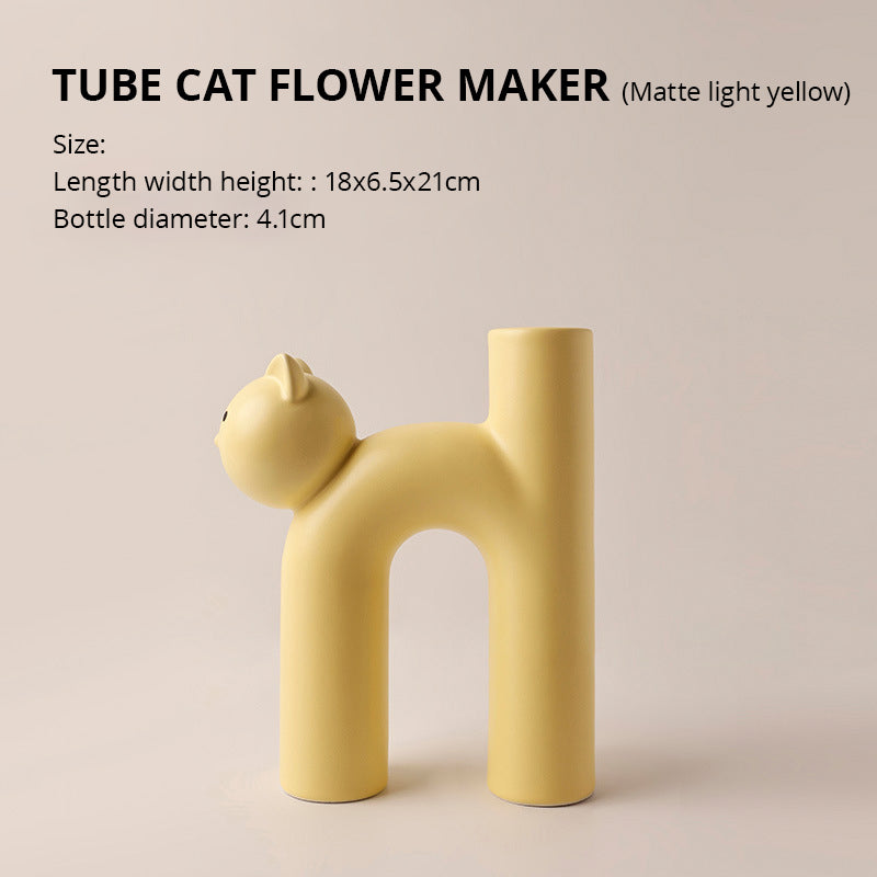 Cat Shaped Ceramic Vase for Playful Flower Display