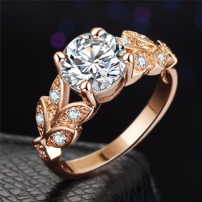 Rose Gold Cubic Zirconia Ring: Diamond-Look Sparkle