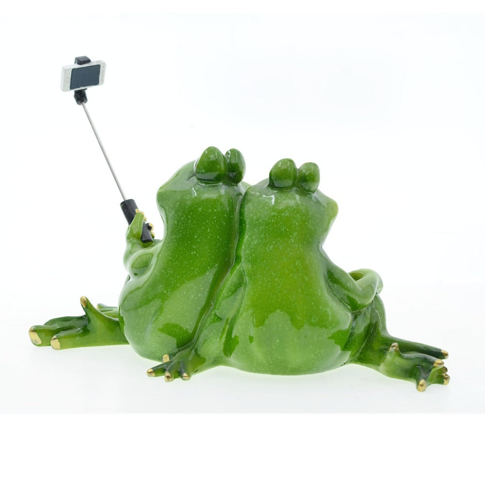 Frog Family Selfie Ornament for Playful Home Decor
