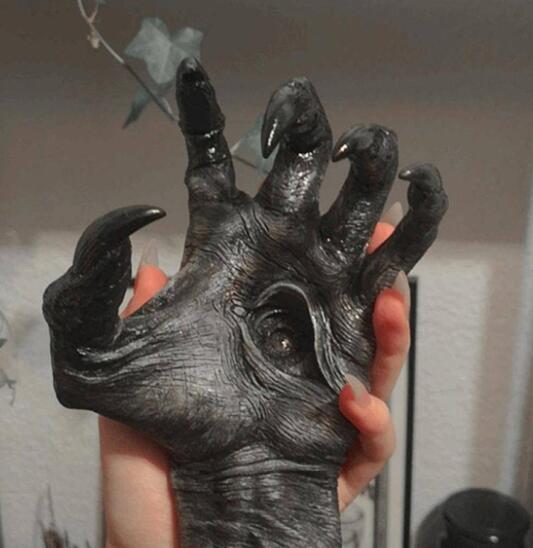 Devil's Claw Wall Ornament for Gothic Horror Decor