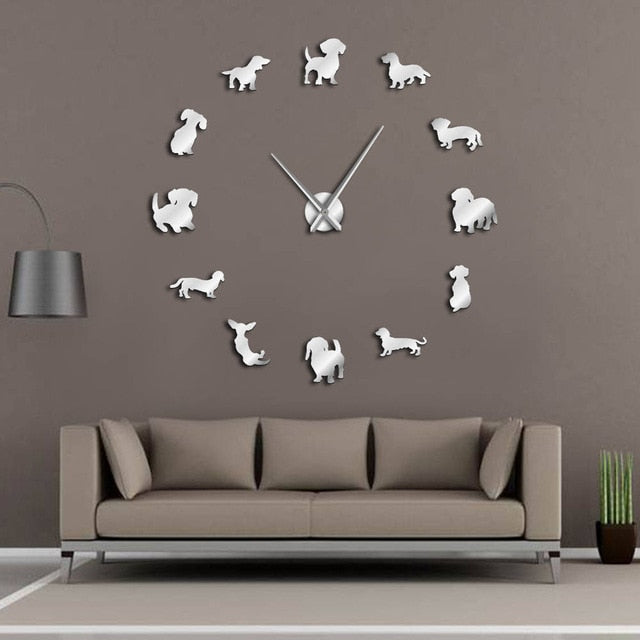 Dachshund Wall Clock With Glossy Mirror-Effect Decor