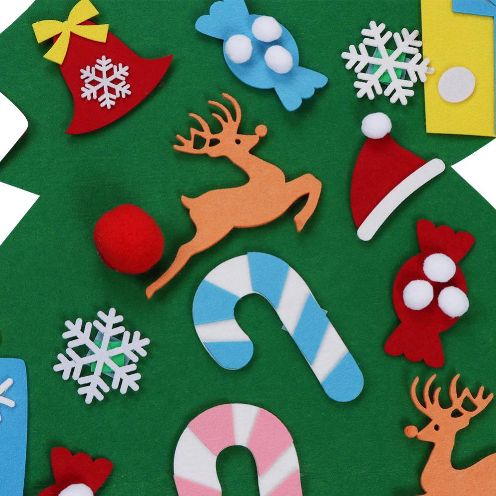 Felt Christmas Tree Wall Decor Kids Can Decorate Themselves