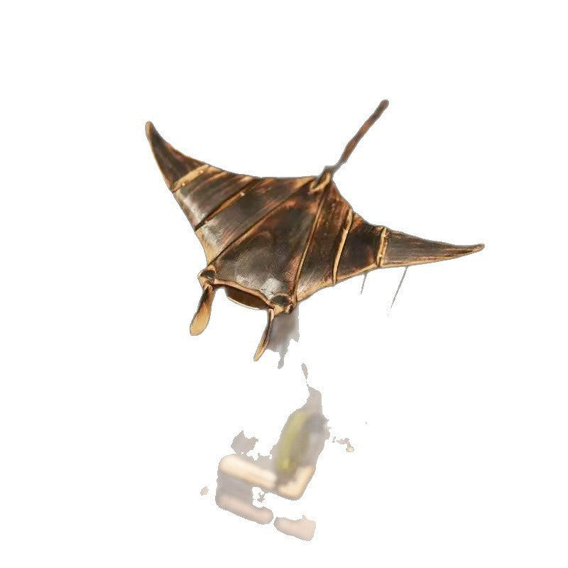 Electric Manta Ray Ornament | Kinetic Statement Decor