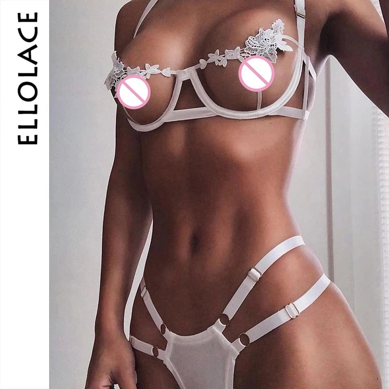 Sheer Lace Lingerie Set for a Defined, Bold Silhouette