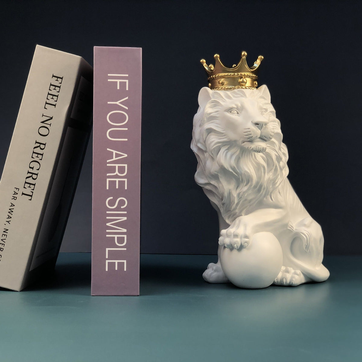 Crowned Lion Ornaments for Regal Statement Decor