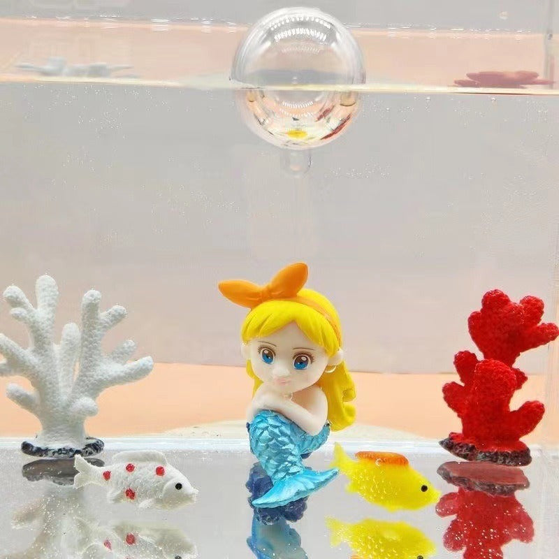 Aquarium Diver Decoration for Playful Underwater Scenes