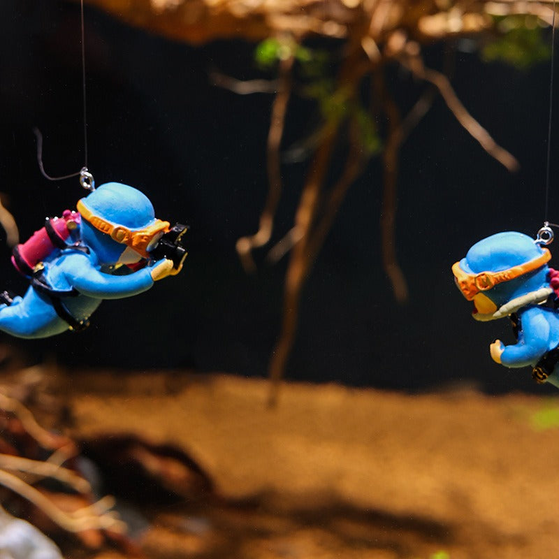 Aquarium Diver Decoration for Playful Underwater Scenes