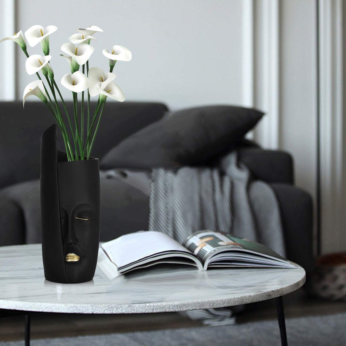 Sculptural Face Vase for Modern Artistic Foyer Decor