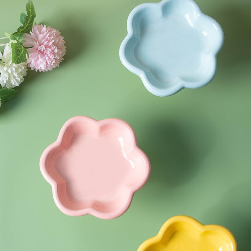 Elevated Ceramic Cat Bowl for Comfortable Mealtimes