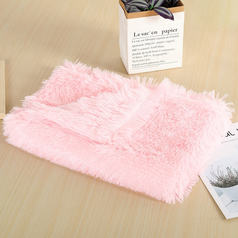 Plush Dog Blanket for Extra-Soft, Warm Pet Comfort