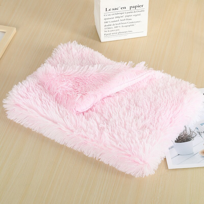 Plush Dog Blanket for Extra-Soft, Warm Pet Comfort