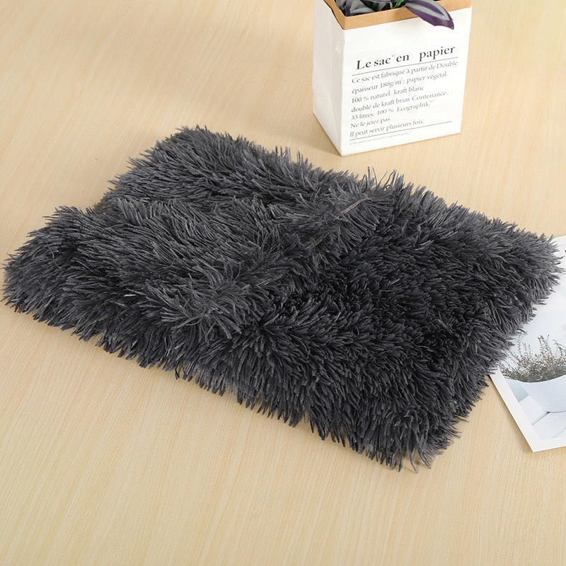 Plush Dog Blanket for Extra-Soft, Warm Pet Comfort