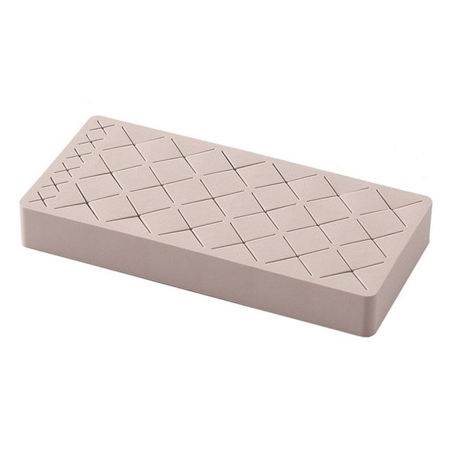 18-Grid Silicone Lipstick Organizer — Self-Sealing Makeup Rack