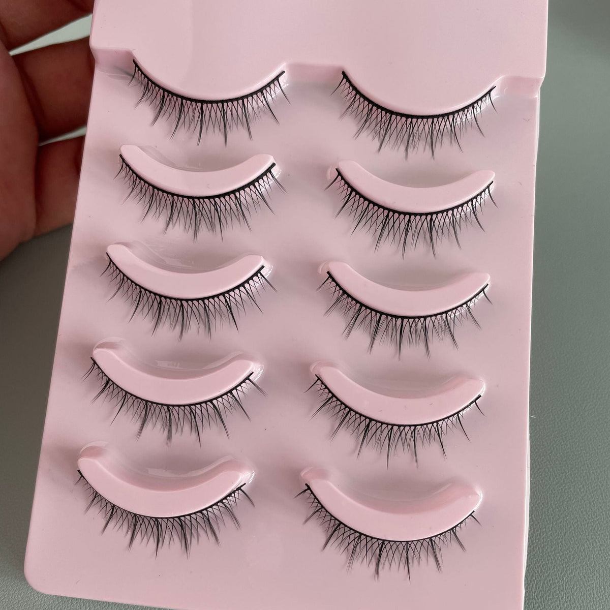 False Eyelashes for Bold, Bushy Cartoon-Style Eyes