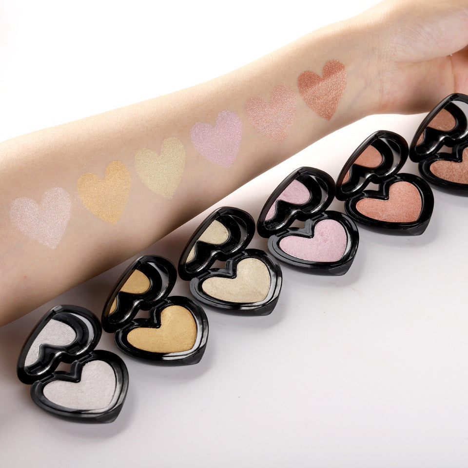 Dual-Use Highlighting Powder for Face and Eye Makeup