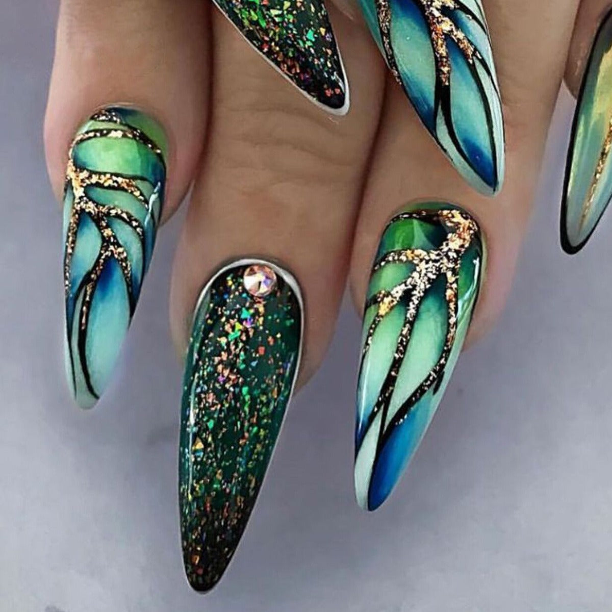 Almond Press-On Nails – Hand-Painted Salon Art in Seconds