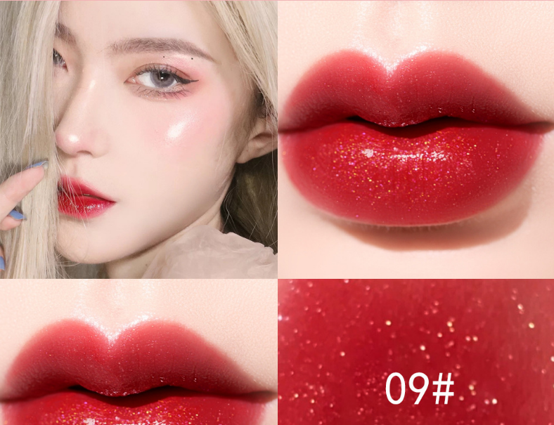Clear Lip Gloss for Sparkling Glass-Like Lip Shine