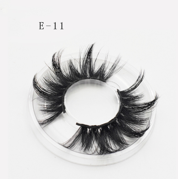 3D False Eyelashes for Soft, Wispy Glam Eye Volume