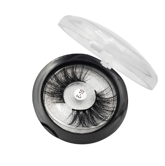 3D False Eyelashes for Soft, Wispy Glam Eye Volume