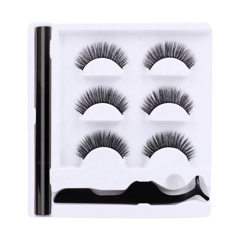 Glue-Free False Eyelashes With Magic Eyeliner Set