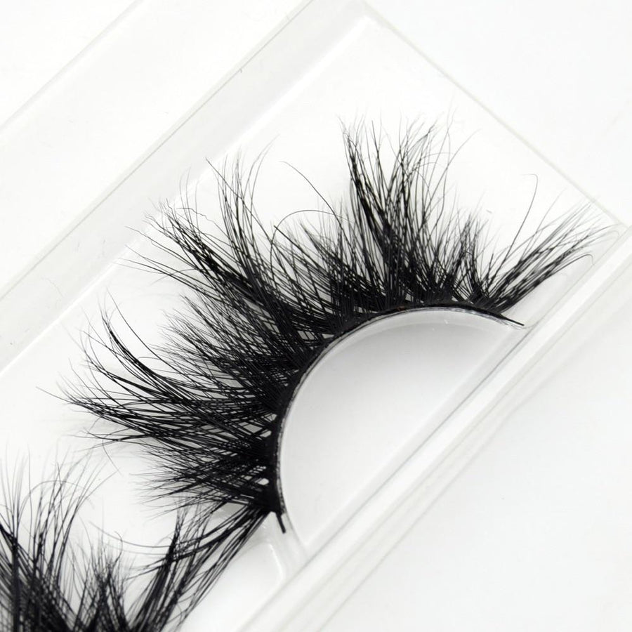 Premium False Eyelashes for Dramatic Wispy Volume