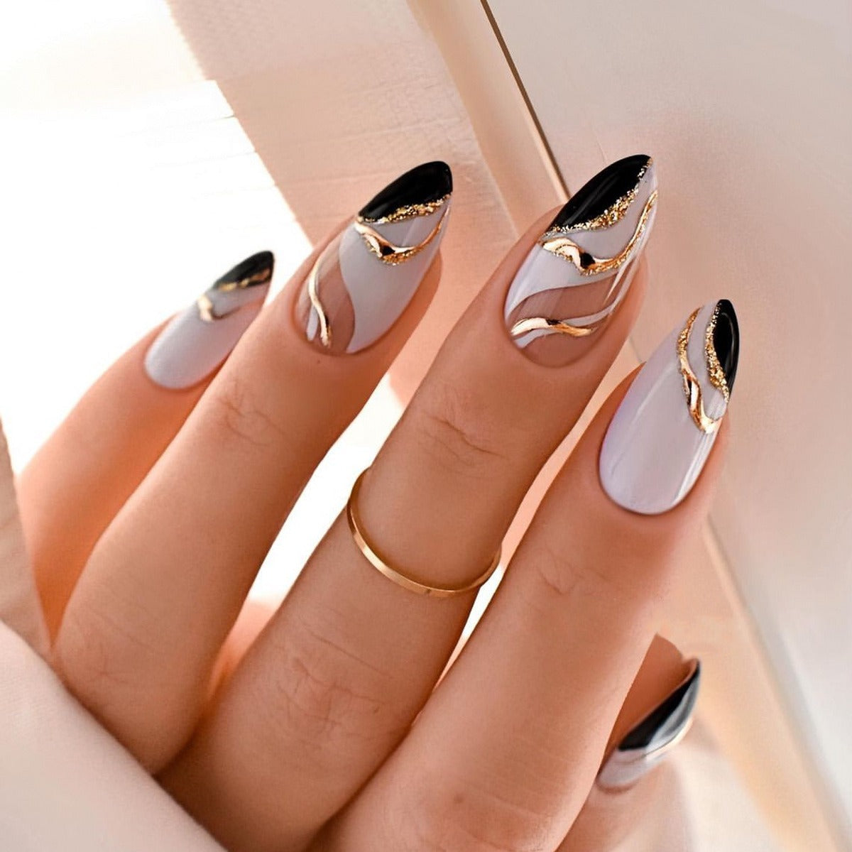 Almond Press-On Nails — Salon-Perfect Mandarin Duck Design