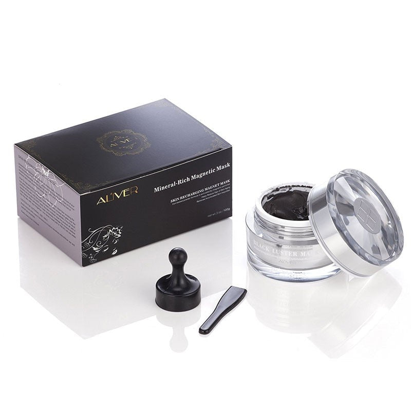 Magnetic Mineral Face Mask for Pores, Glow & Moisture