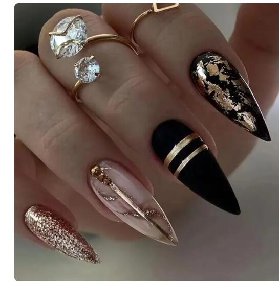 French Glitter Press-On Nails – Perfect Manicure in 10 Minutes
