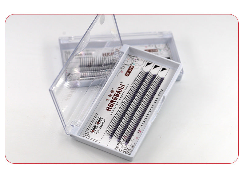 Individual False Eyelash Clusters for Fuller Eyes