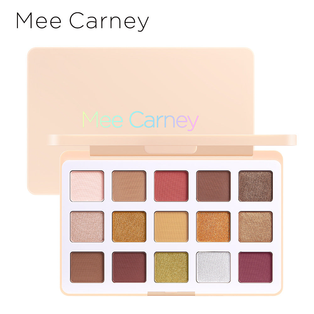 15-Color Eyeshadow Palette for Warm, Lasting Looks