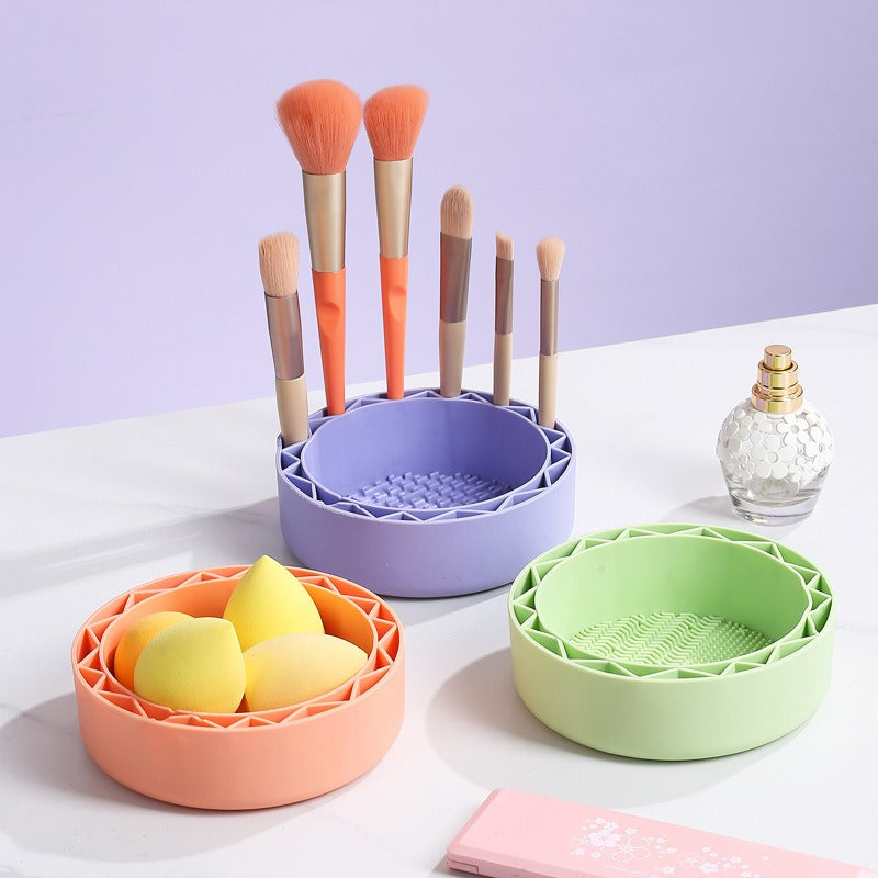 Silicone Makeup Brush Cleaner — Deep-Clean & Dry in Seconds