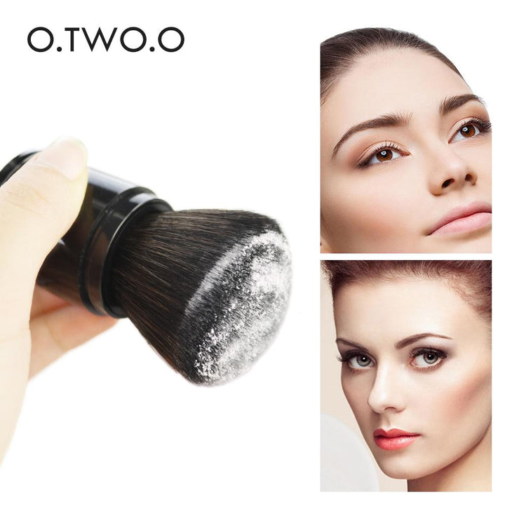 Retractable Makeup Brush — Hygienic Powder & Foundation