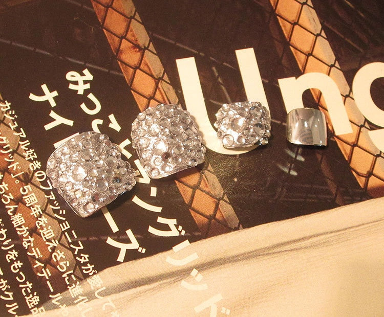 Luxury Rhinestone Toe Nails — 24-Piece Metallic Silver Set